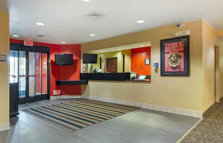 Lobby and Guest Check-in