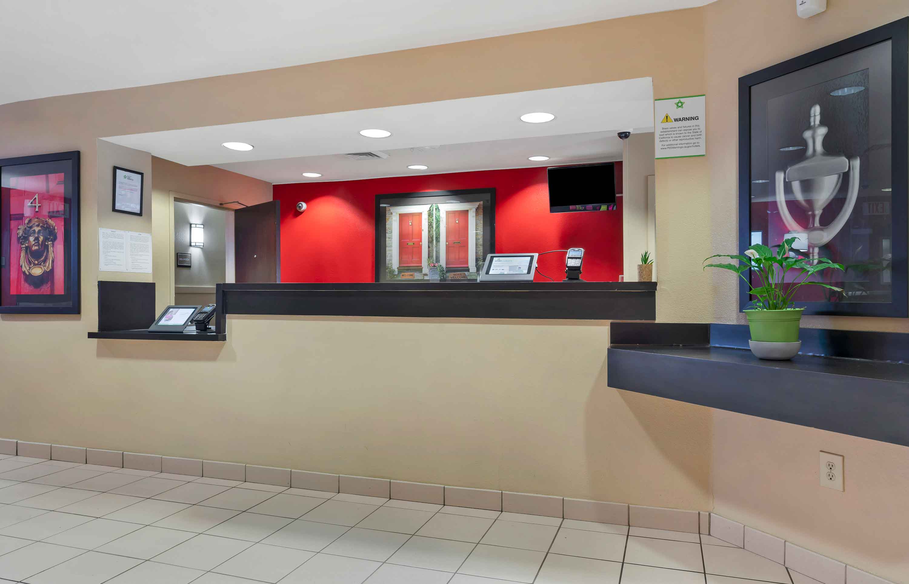 Lobby and Guest Check-in