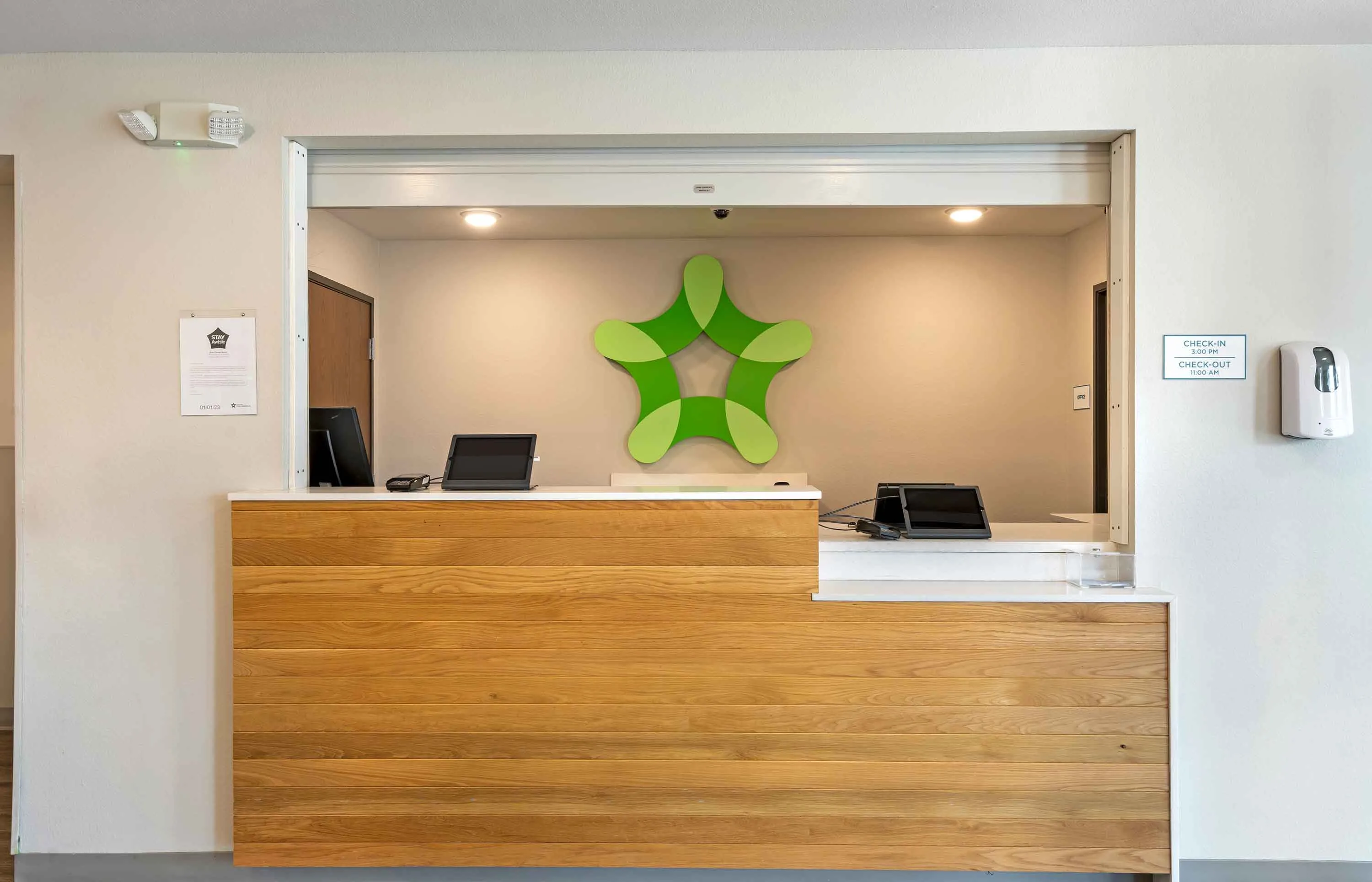 Lobby and Guest Check-in