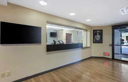 Lobby and Guest Check-in