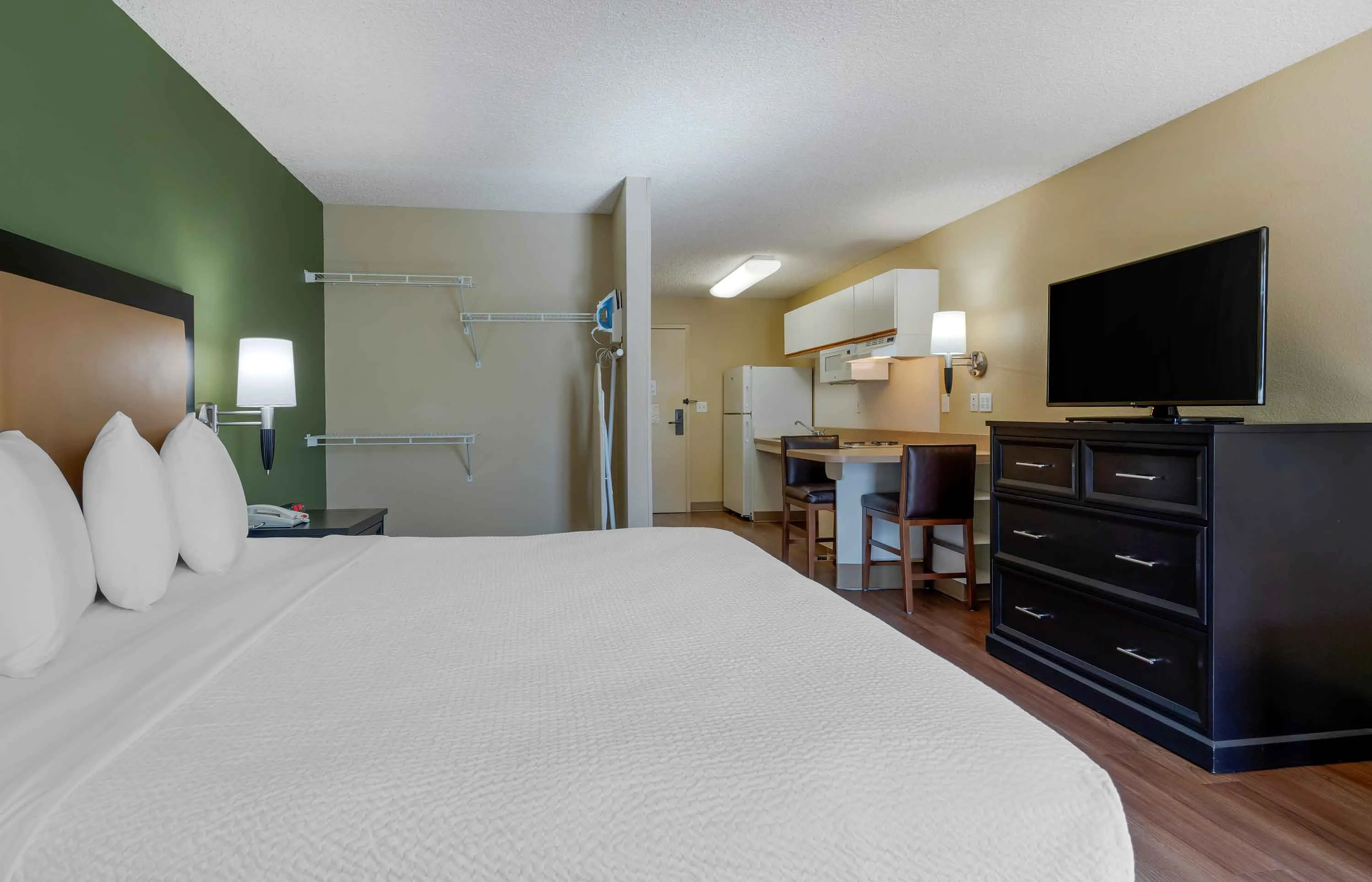 Studio Suite - 1 King Bed