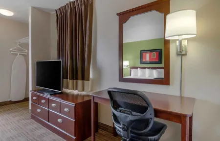 Studio Suite - 1 King Bed