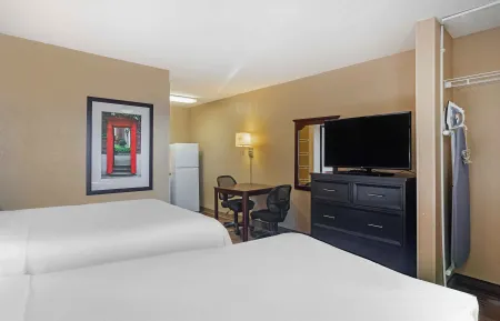 Studio Suite - 2 Twin Beds