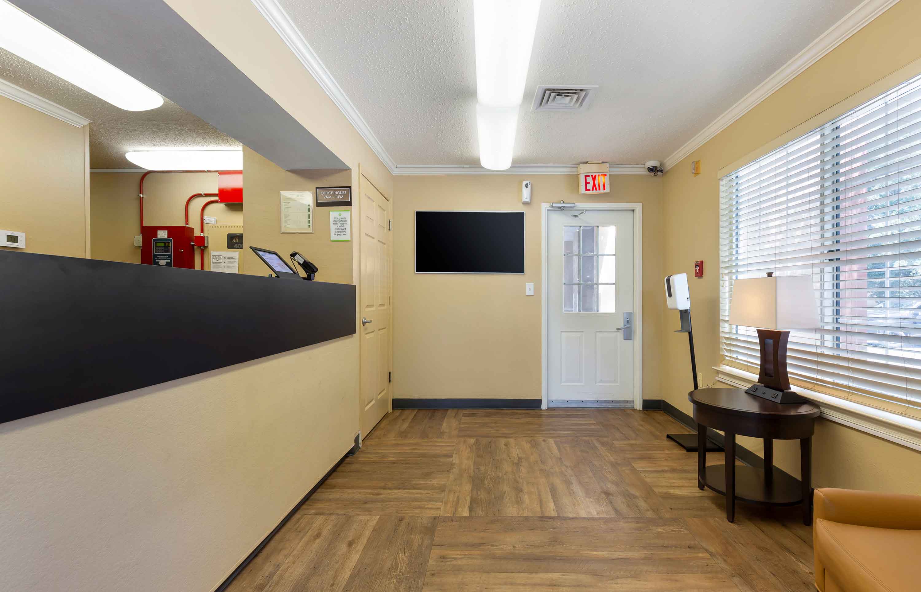 Lobby and Guest Check-in