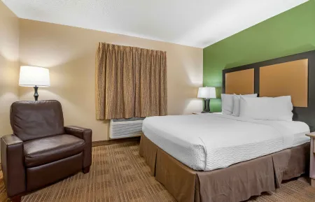 Studio Suite - 1 Queen Bed