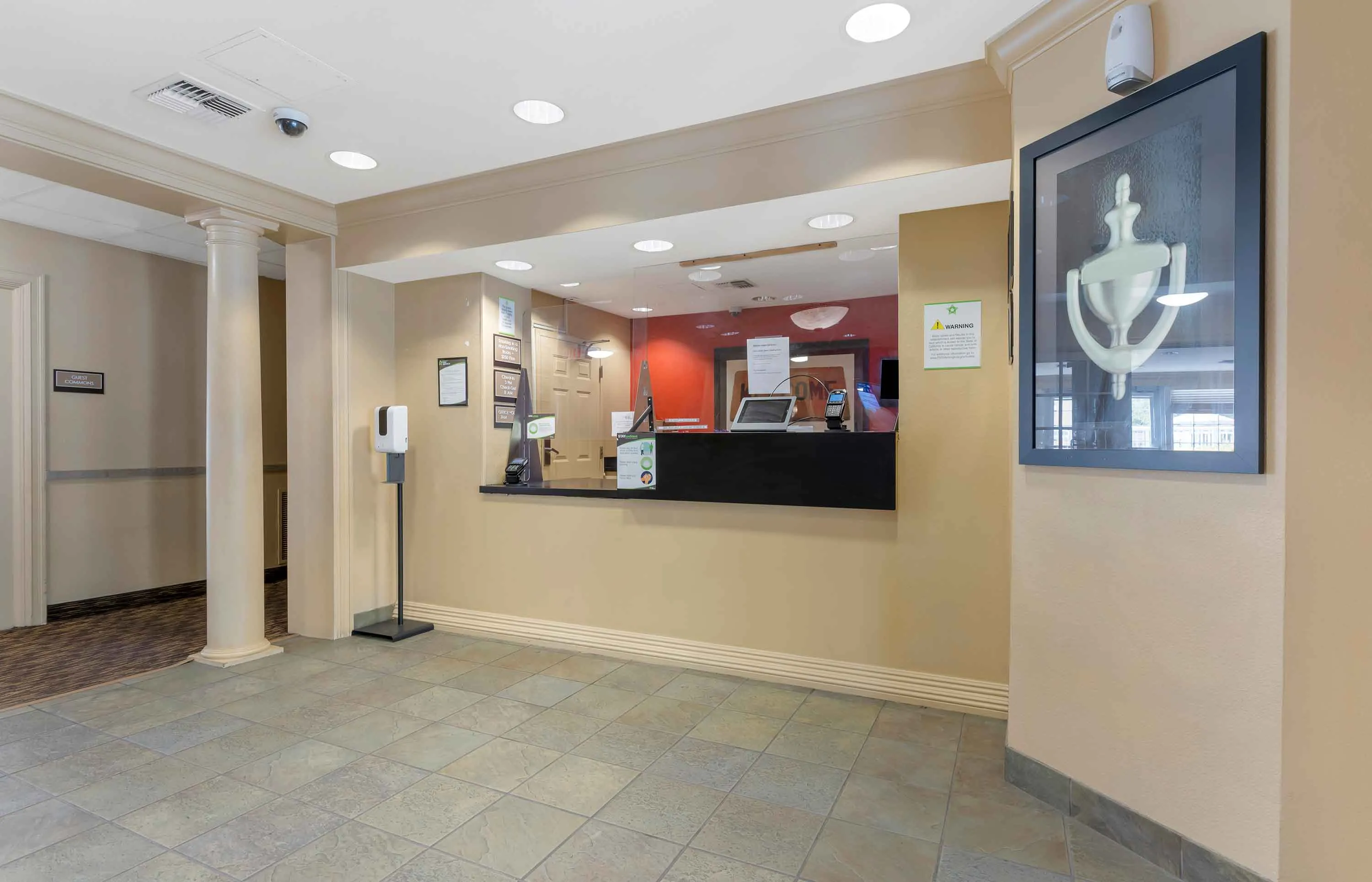 Lobby and Guest Check-in