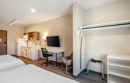 Studio Suite - 2 Queen Beds