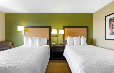 Deluxe Studio - 2 Full Beds